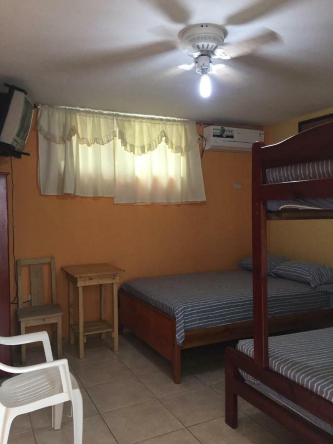Hostal Sarai Pedernales Extérieur photo