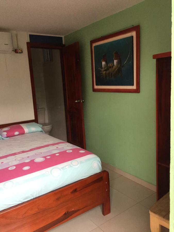 Hostal Sarai Pedernales Extérieur photo